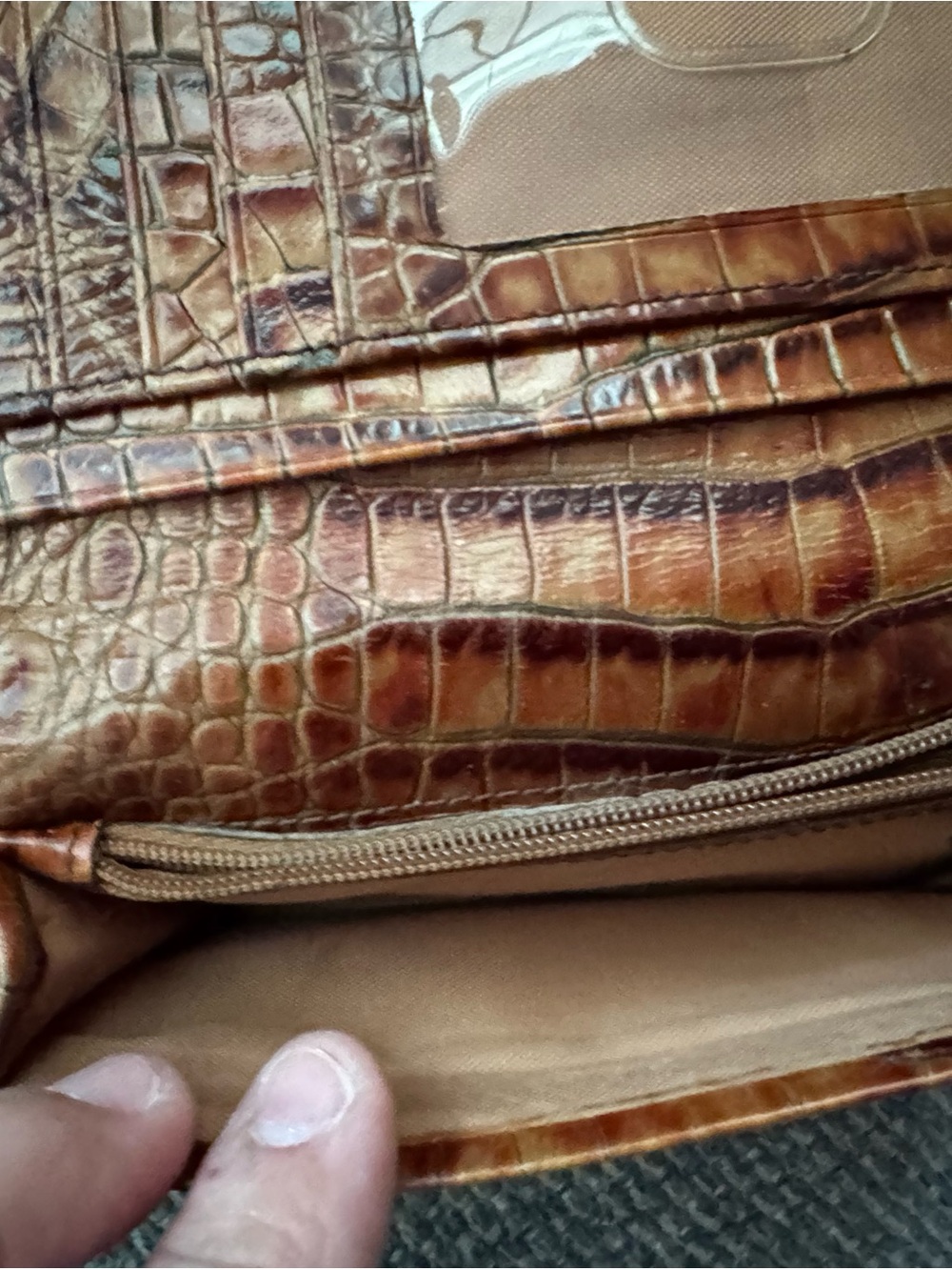 Brahmin Debra Melbourne Pecan Croc Embossed Leather Wristlet Wallet - Picture 5 of 9